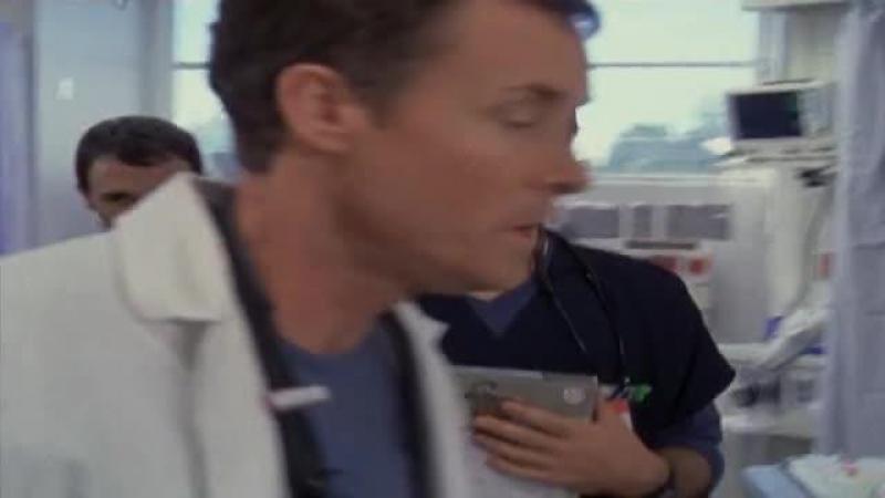 Кадры из сериала Клиника (2001)